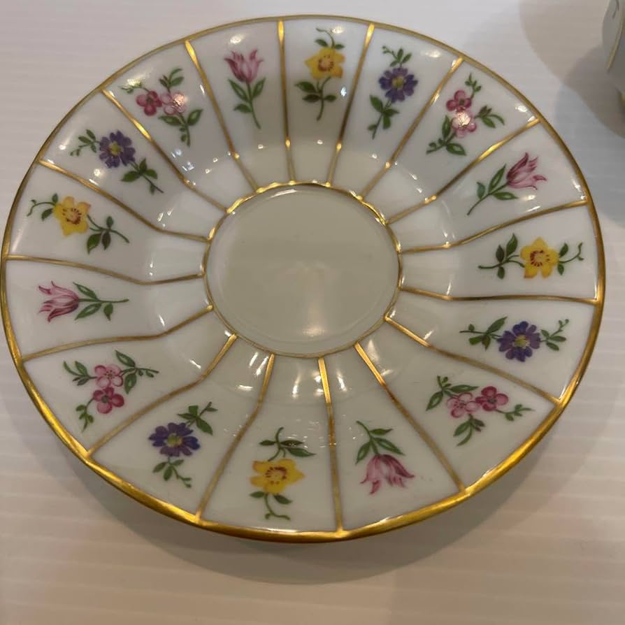 フュルステンベルク　未使用　ミルフルール　カップ＆ソーサー　ケーキ皿　２セット フュルステンベルク 未使用 ミルフルール カップ＆ソーサー ケーキ皿